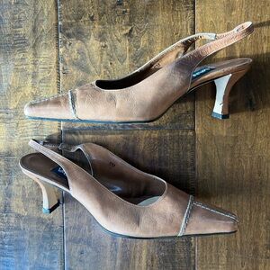 Vaneli vintage style 90’s leather kitten heel slingbacks with stitching sz 8